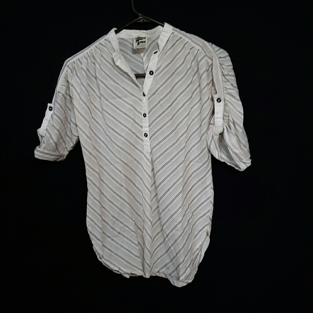 Just tops 70s half way button up stripped blouse
